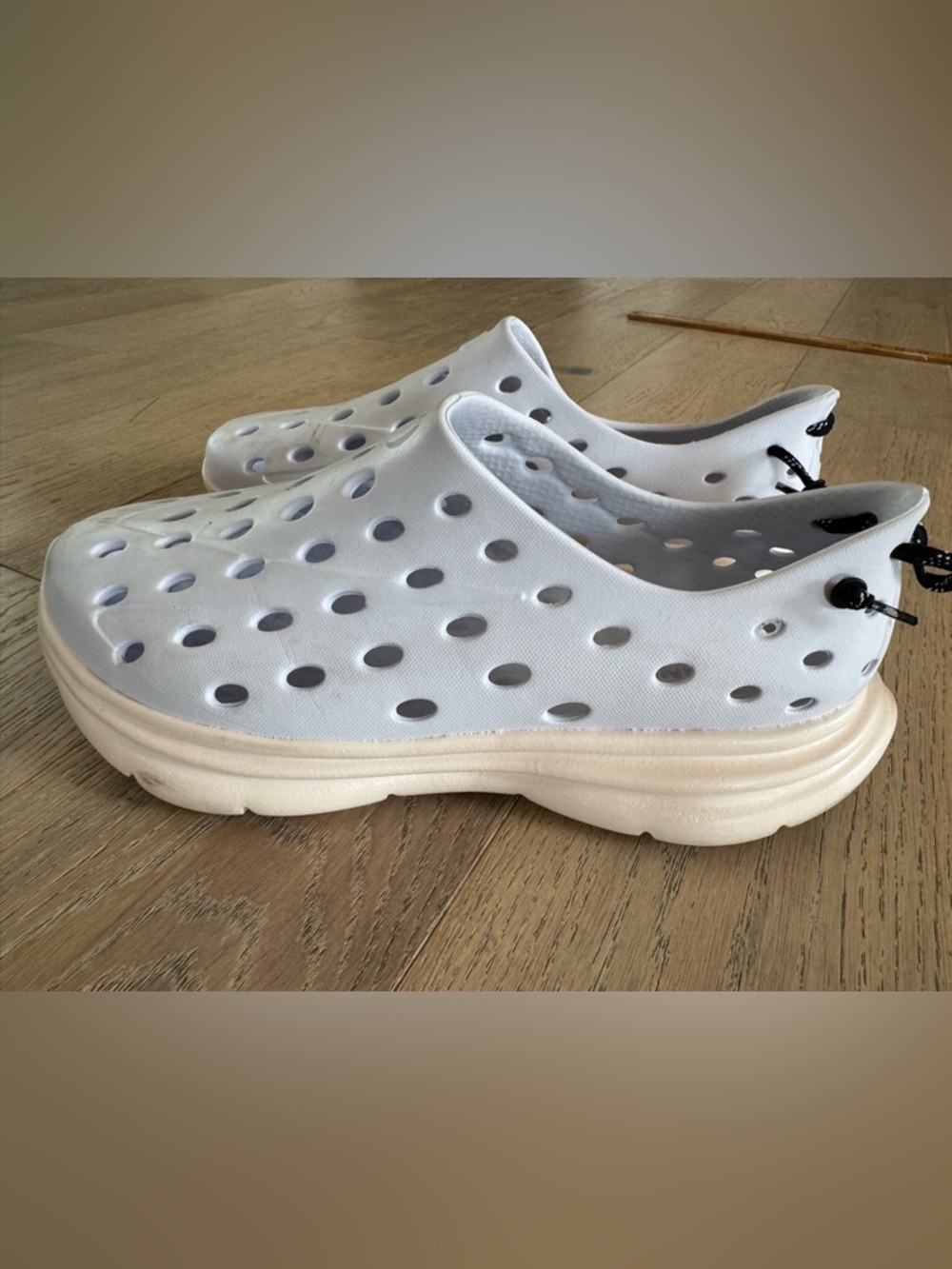 Kane Adult Revive Shoe Cream White Size 11